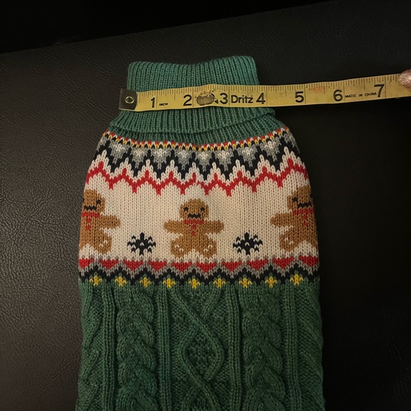 NWT Small Holiday Dog Sweater, Green, Gingerbread Man, Knit - Picture 7 of 8